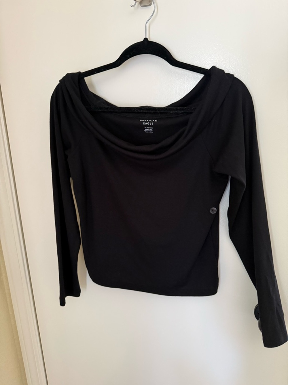 NWT American Eagle Off Shoulder Top 🖤